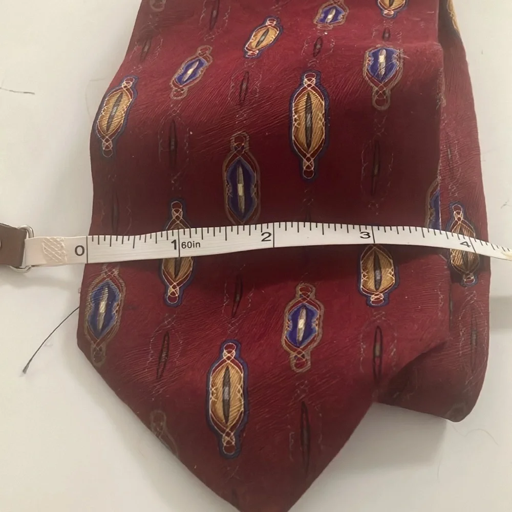FINAL MARKDOWN Classic gianfranco Ruffini Red and Blue Silk Tie